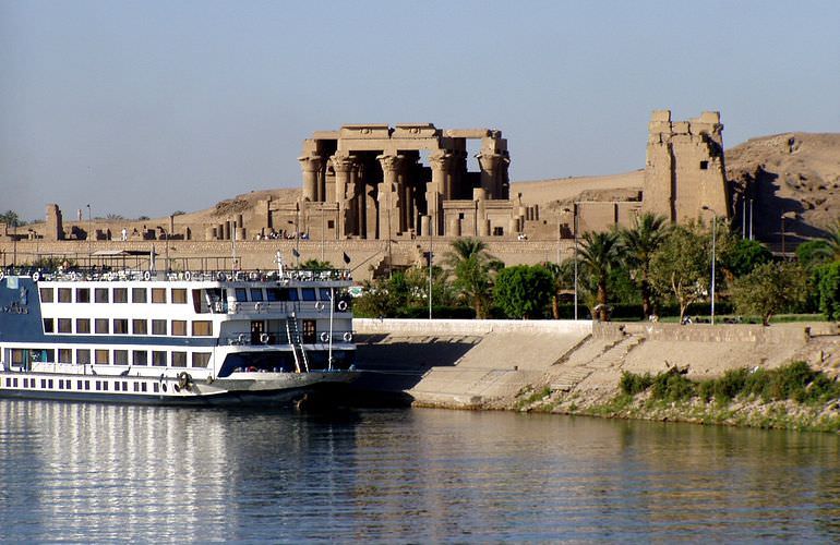 Nilkreuzfahrt ( 4 Tage – 3 Nächte) ab Hurghada