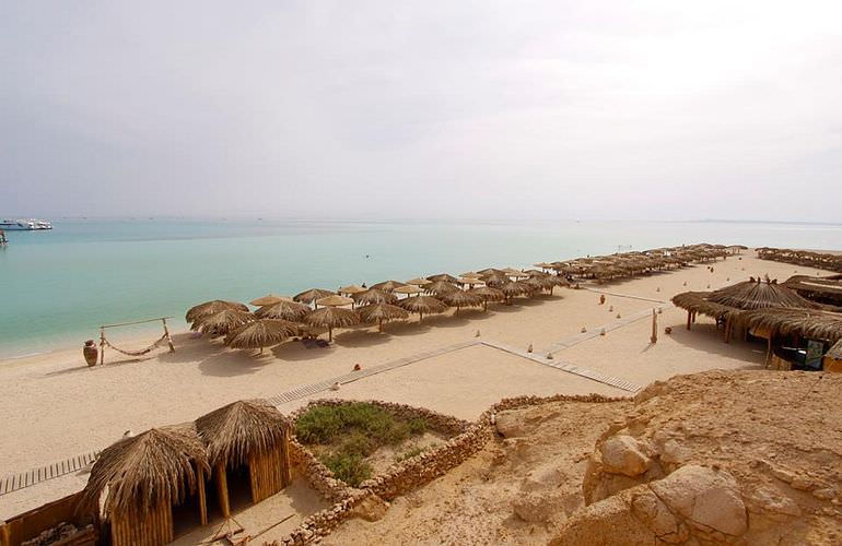 Tagesausflug mit dem Boot zur Orange Bay Insel in Hurghada 